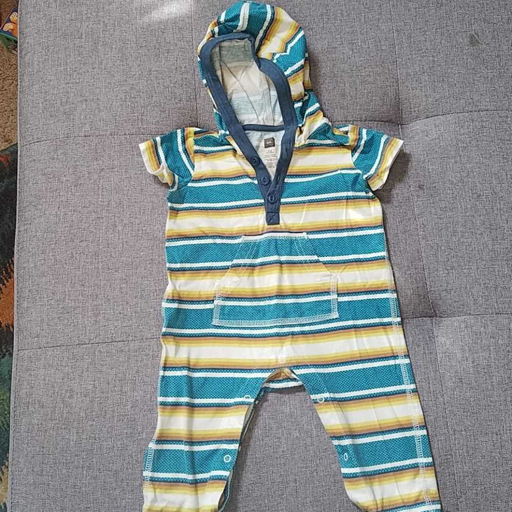 Tea collection one piece boys 3-6 mo outfit
